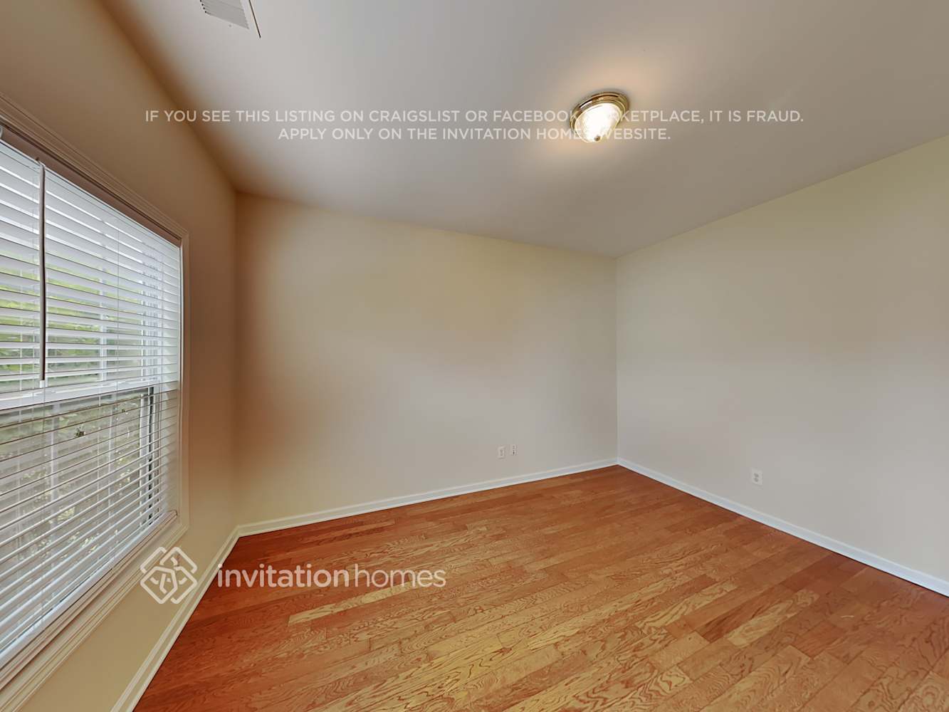 Building Photo - 6541 Squire Pl