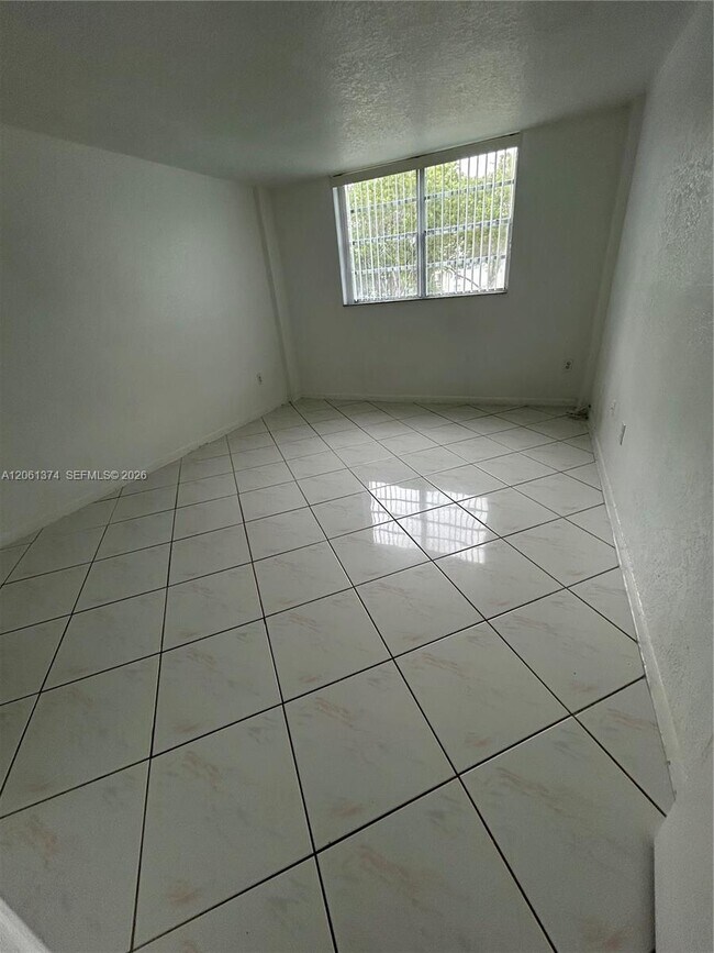 Building Photo - 14180 SW 84th St