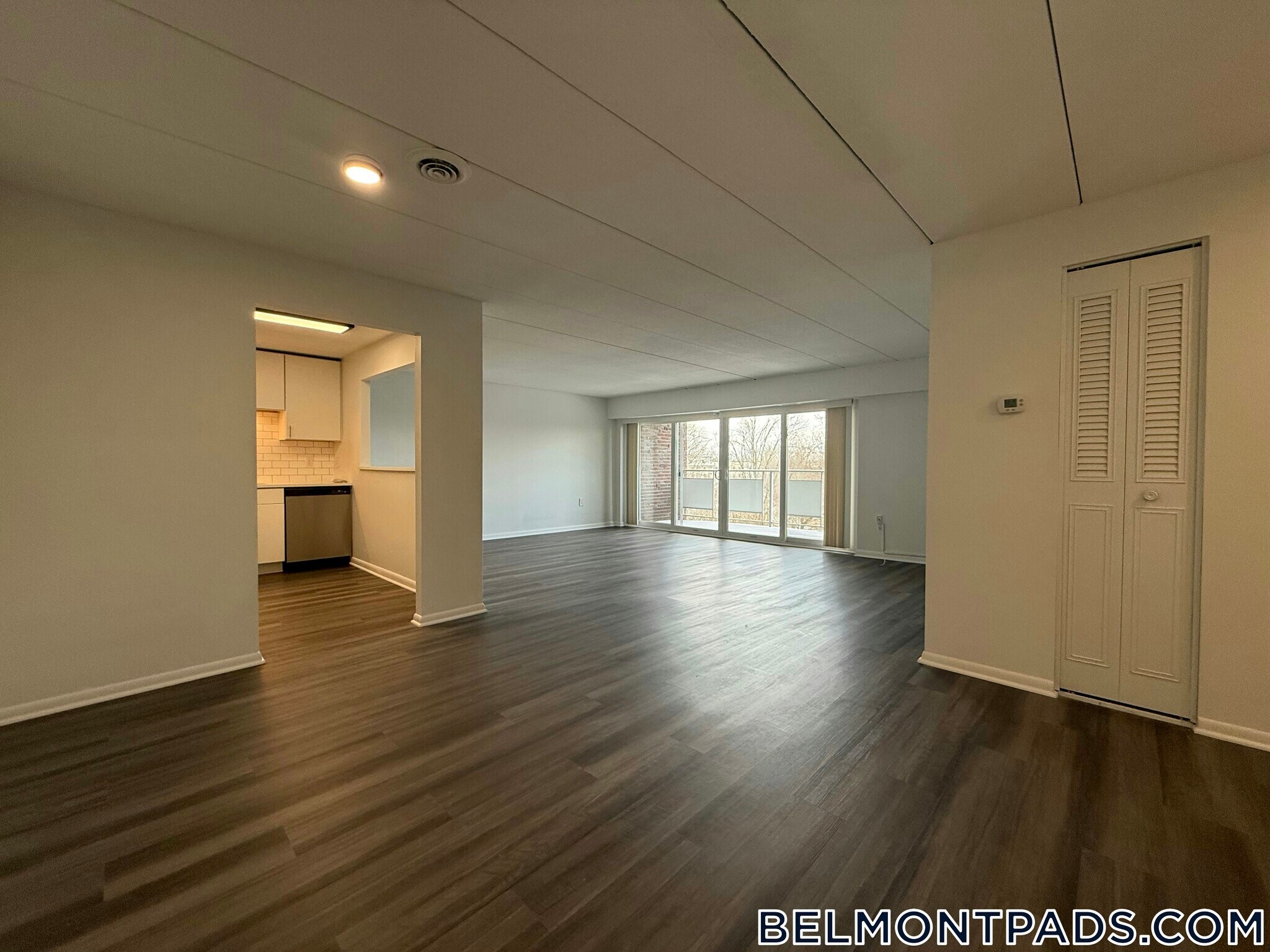 Building Photo - 55 Hill Rd