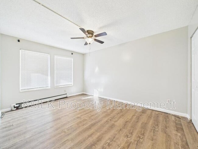 Building Photo - 5026 Winthrop Dr