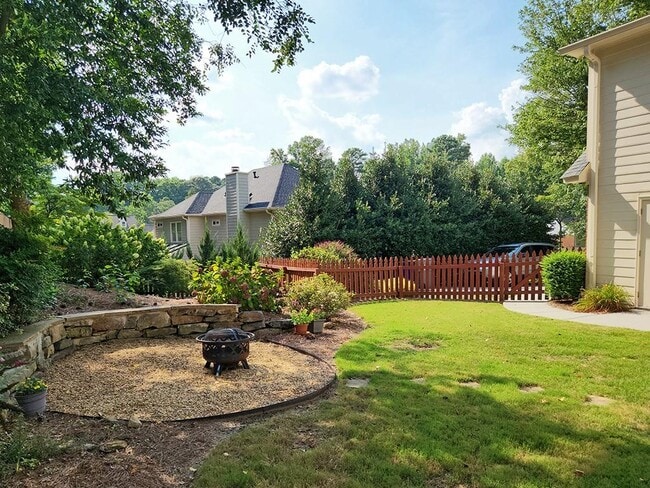 Building Photo - 727 Scottish Mill Run