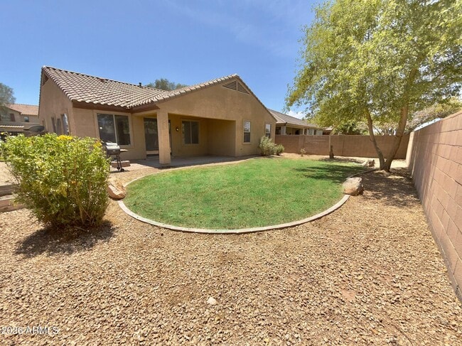 Building Photo - 7116 W Sophie Ln