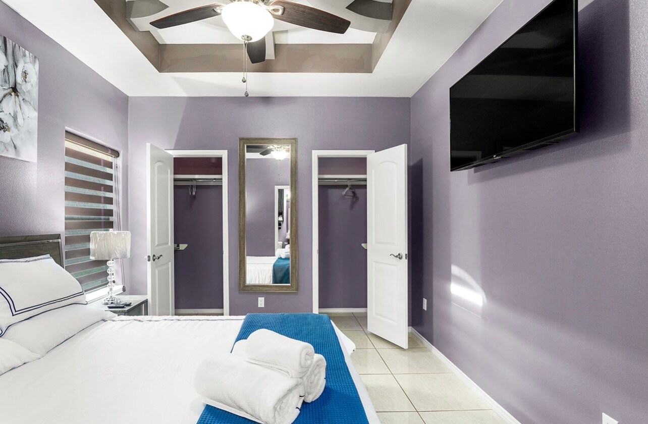 Master Bedroom - 2616 Larkspur Ave