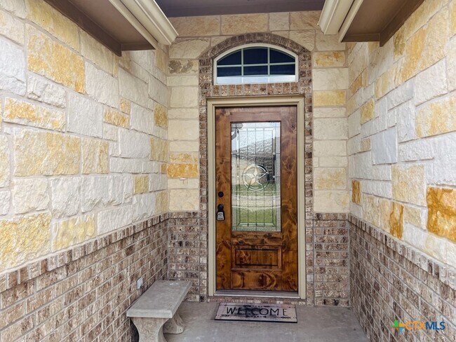 Building Photo - 700 Cosper Creek Dr