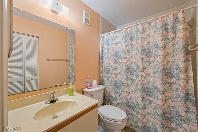 Building Photo - 5975 Bloomfield Cir