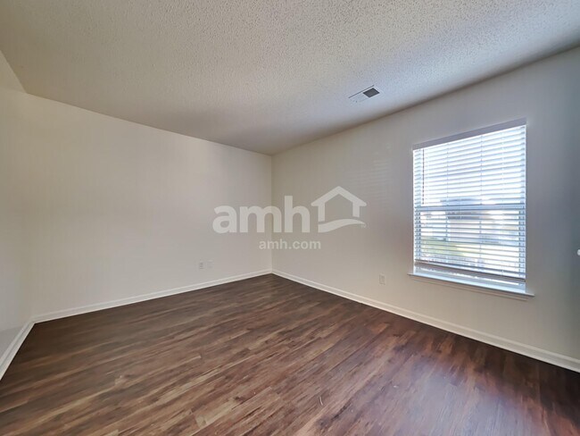 Building Photo - 223 Eagle Ridge Rd