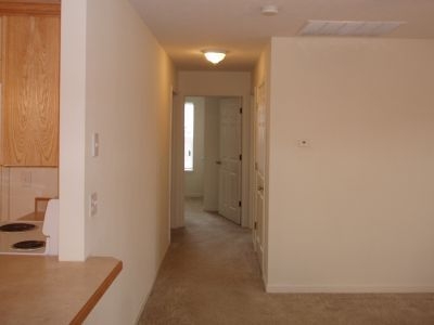  - 633 E Missouri