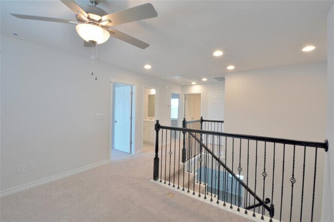 Building Photo - 349 Capstone Rd