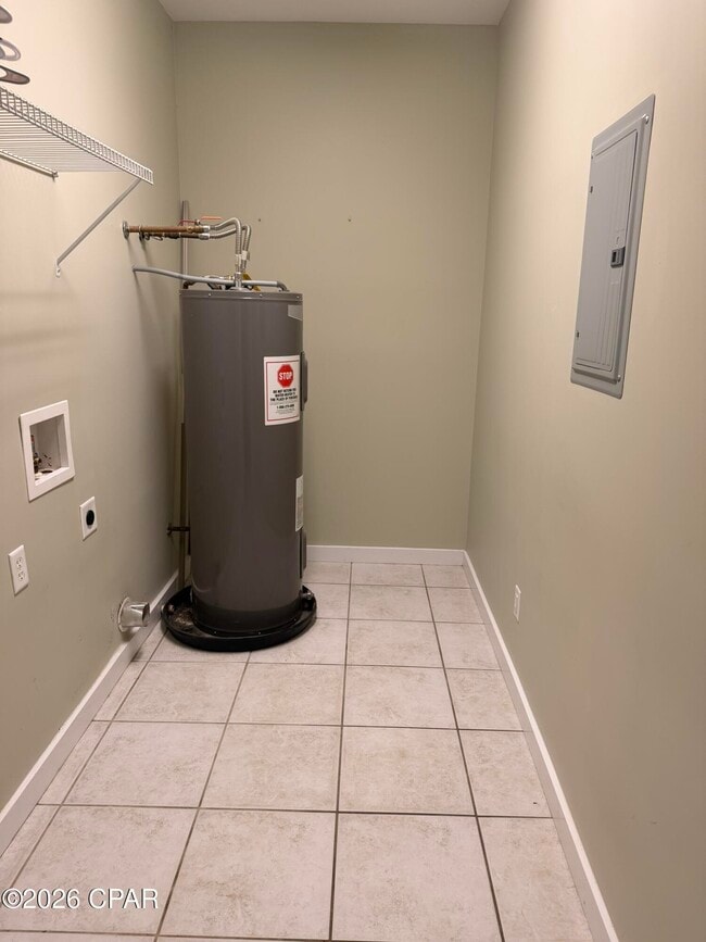 Building Photo - 3704 Tiki Dr