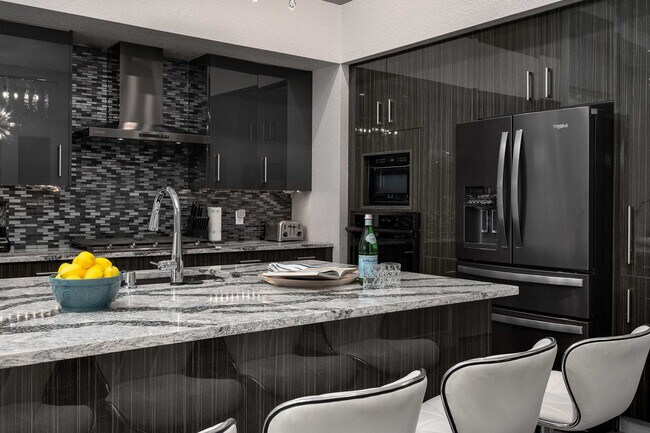 Building Photo - 748 Desert Mountain Ct