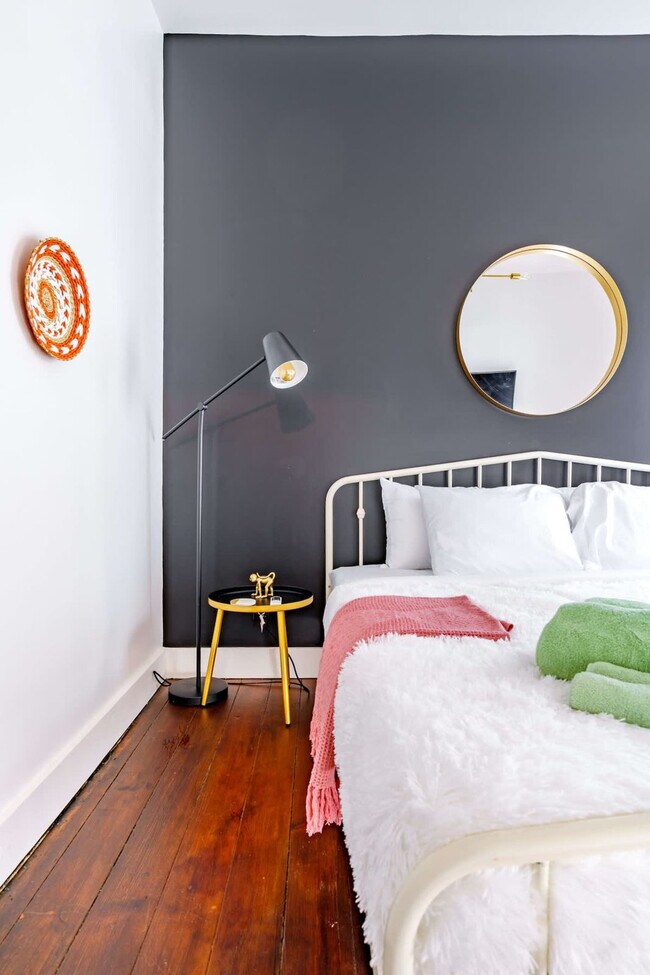 Building Photo - 241 W Water St