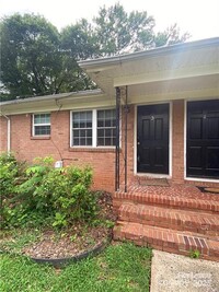 Building Photo - 3515 Benard Ave