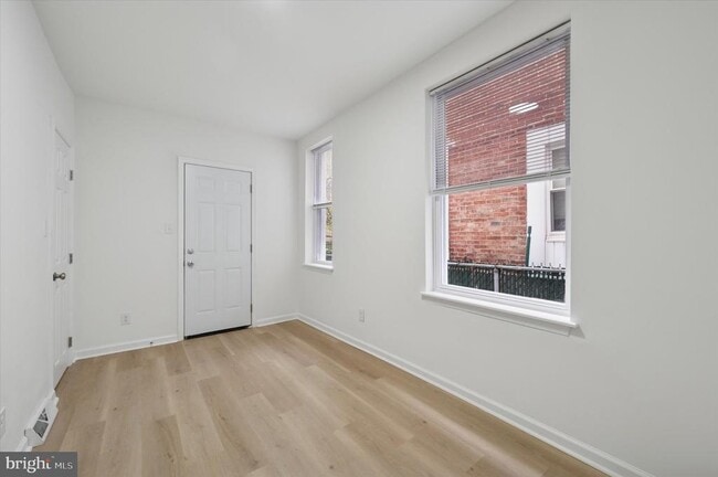 Building Photo - 1452 N 56th St