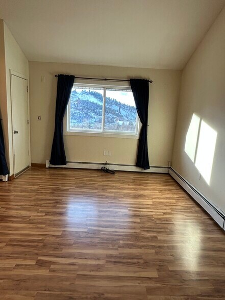 Building Photo - 336 Old Fish Creek Falls Rd