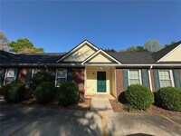 Building Photo - 3976 Hidden Hollow Dr