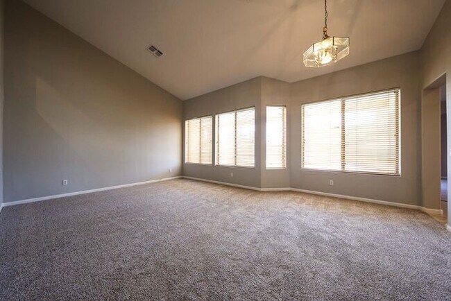 Building Photo - Now Available in Chandler! Spacious 4 Bedroom Home in Carino Estates!