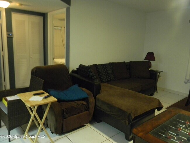 Building Photo - 981 Sonesta Ave NE