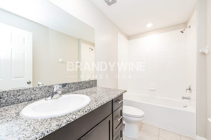 Building Photo - 8660 Castillian Way