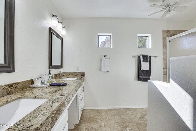 Building Photo - 9100 E Raintree Dr