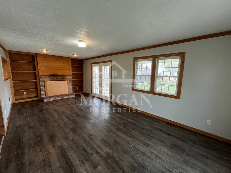 Building Photo - 2316 N B St