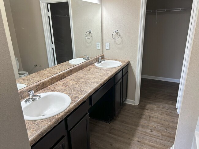 Building Photo - 230 Laramie Circle