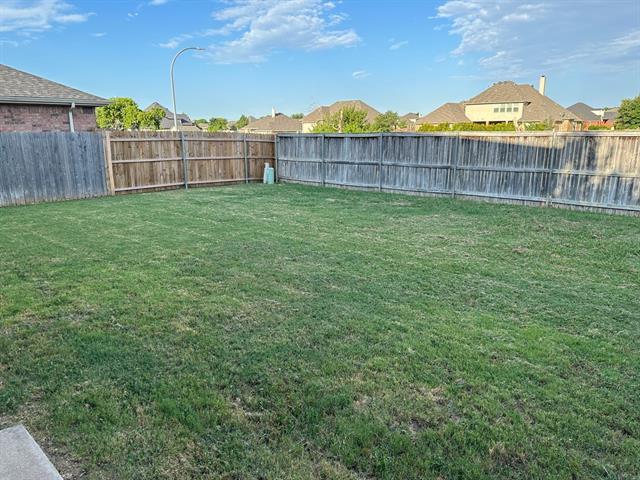 Building Photo - 10773 Braemoor Dr