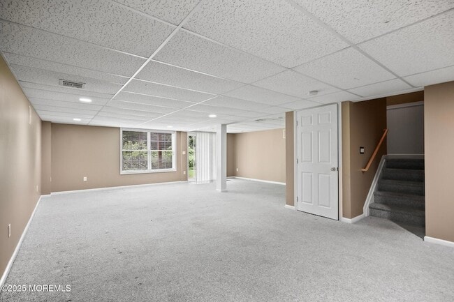 Building Photo - 18 Smock Ct