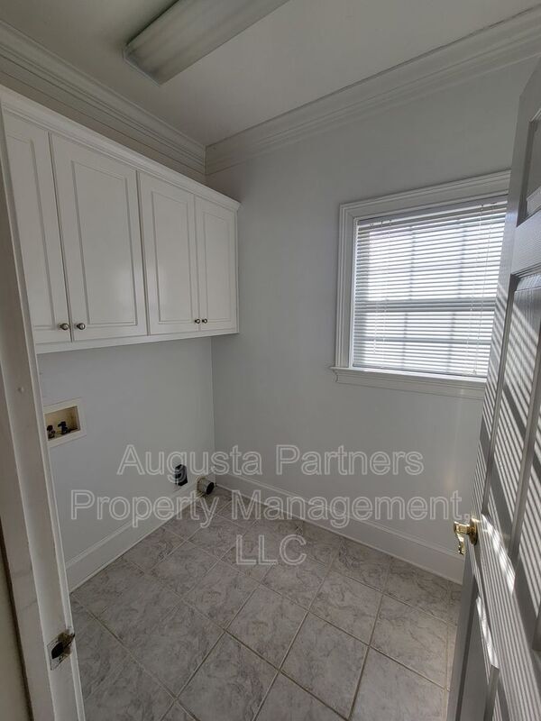 Building Photo - 4370 Wax Myrtle Ct