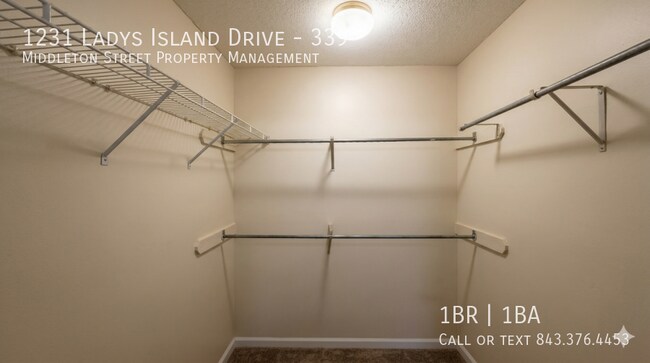Building Photo - 1231 Ladys Island Dr