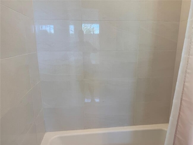 Building Photo - 798 TETBURY Lp