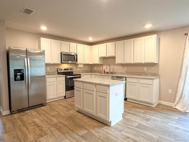 Building Photo - 7305 Lakeside Oak Ct