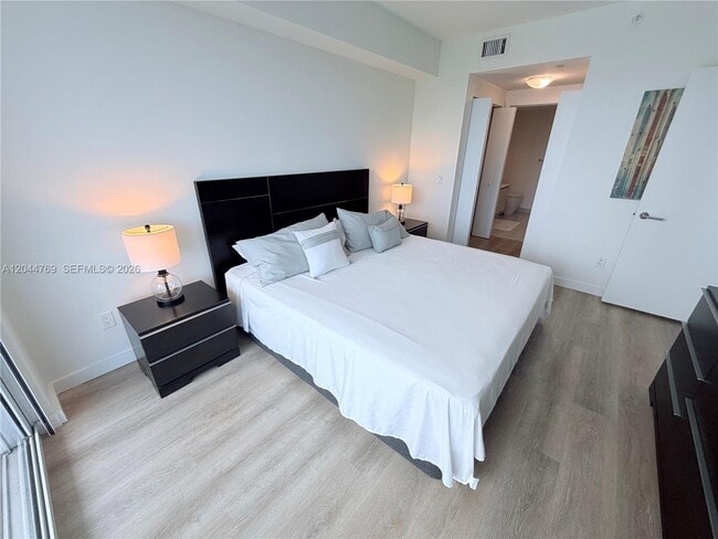 Building Photo - 4250 Biscayne Blvd