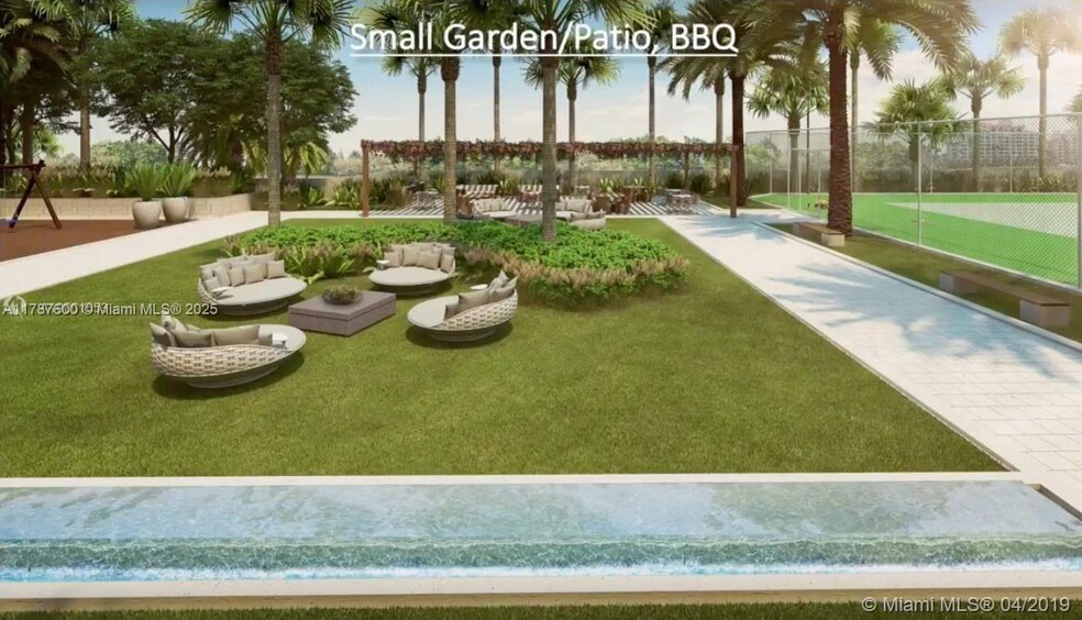 Building Photo - 300 S Pointe Dr