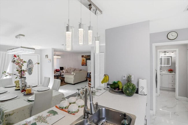 Building Photo - 4260 NW 114th Terrace