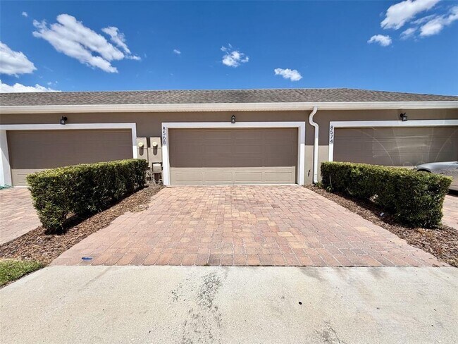 Building Photo - 8568 Dufferin Ln