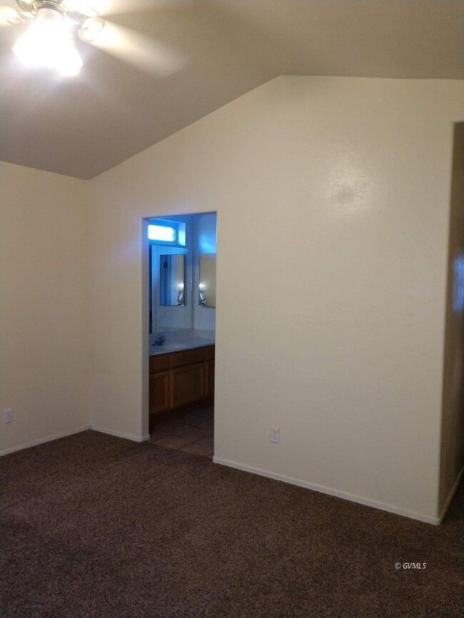 Building Photo - 1305 Crimson Canyon Dr