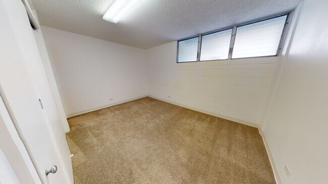 Building Photo - 2BD/2BA/1PRKG at The Barclay in Makiki, Ho...
