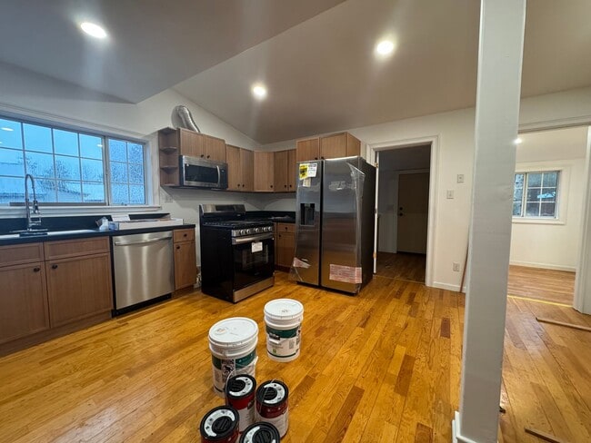 Building Photo - 463-985 PARKWOOD DR - PINETOWN