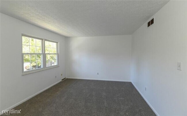 Building Photo - 4454 Sandelwood Blvd