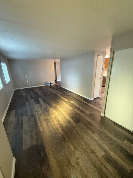 Building Photo - 4303 E Wintergreen Rd