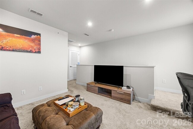 Building Photo - 424 Music Hall Wy