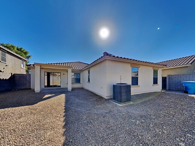 Building Photo - 2608 W Bloch Rd