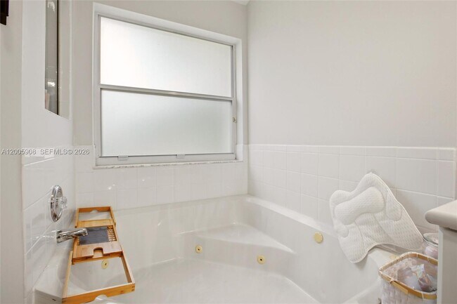 Building Photo - 6298 Harbour Chase Dr