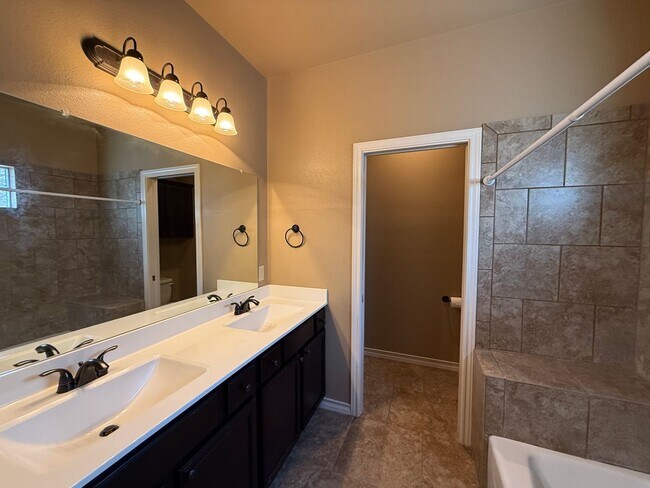 Building Photo - 4413 106th St