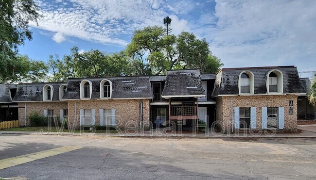 Primary Photo - 851 Bert Rd