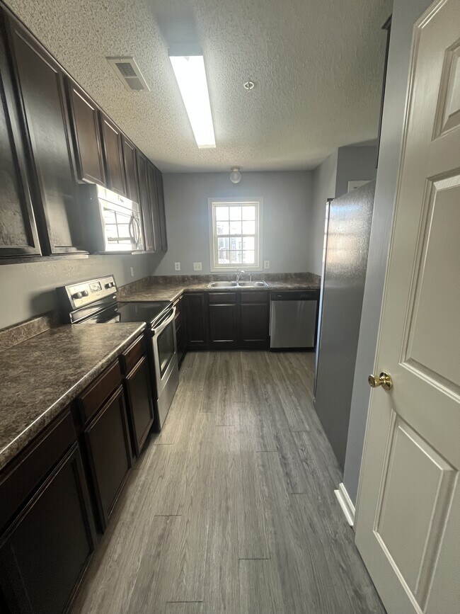 Building Photo - 110 Steam Engine Dr