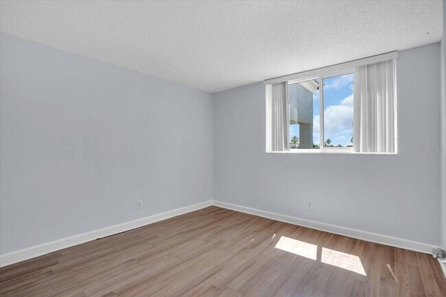 Building Photo - 2755 Coconut Bay Ln