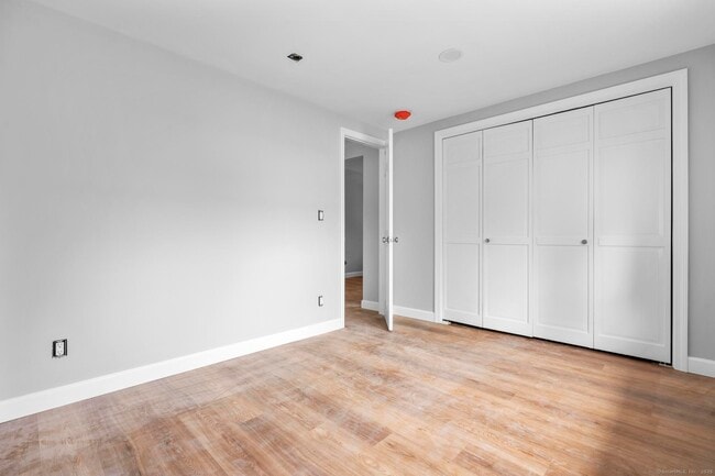 Building Photo - 389 Highland Ave