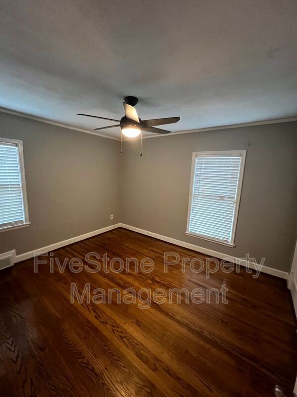 Building Photo - 144 Northwood Dr