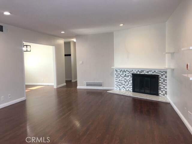 Building Photo - 3679 Crowell Ave